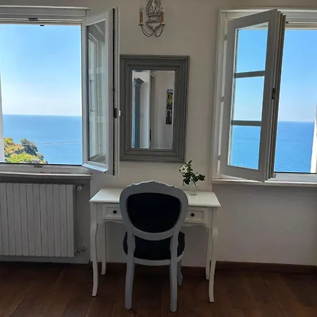 펜션 Serra - Amazing Sea View Ac And Parking